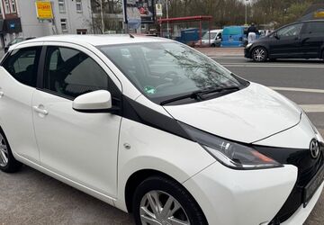 Toyota Aygo (X) 122.007 km 6.990 &euro; Datteln 45711