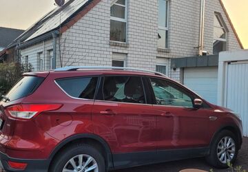 Ford Kuga 121.000 km 7.800 &euro; Bergkamen 59192