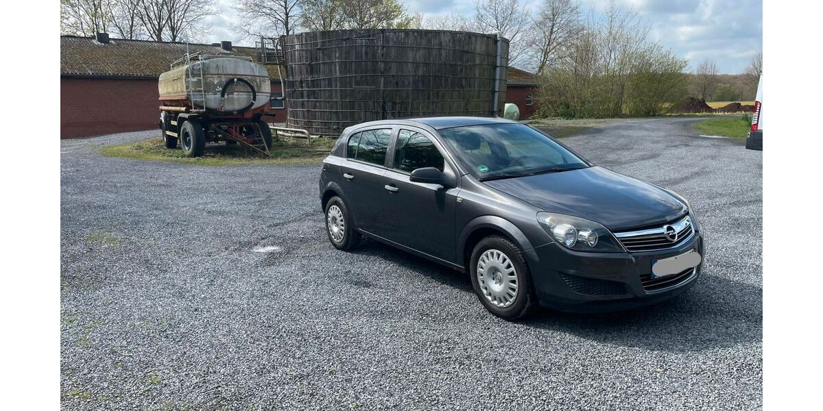 Opel Astra 157.825 km 2.599 &euro; Kamen 59174