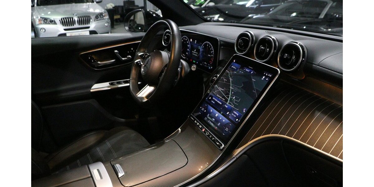 Mercedes-Benz GLC 300 de 4Matic AMG-LINE SPORT PANORAMA, LASER 90.000 km 51.777 &euro; Hamm 59077