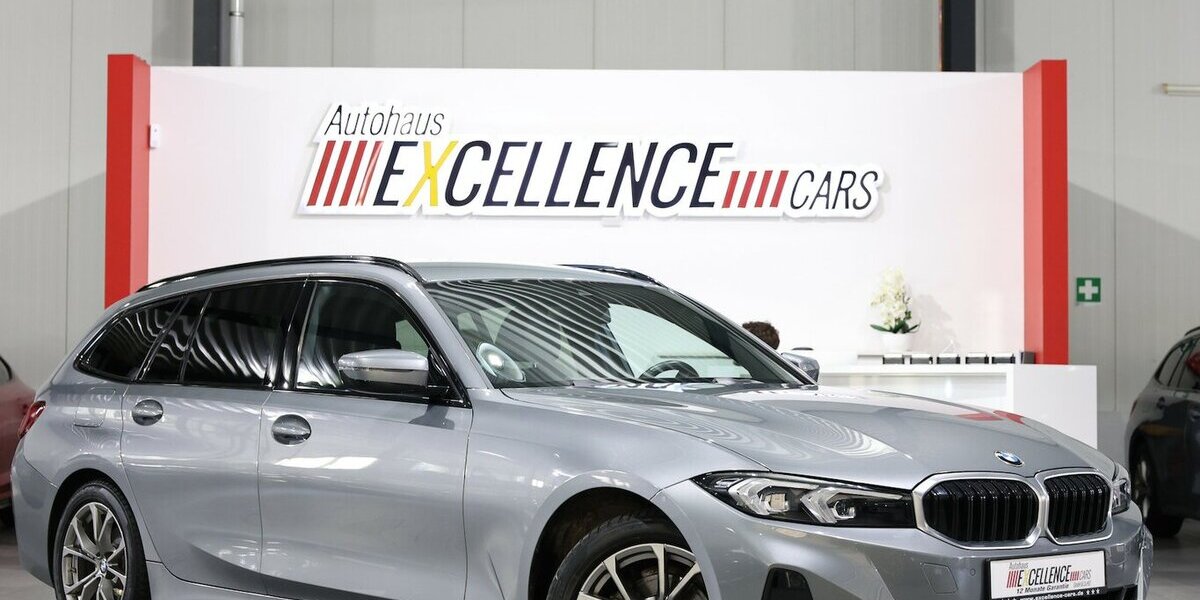 BMW 318d Touring ADVANTAGE CURVED+NAVI, LEDER, LED 67.000 km 29.444 &euro; Hamm 59077