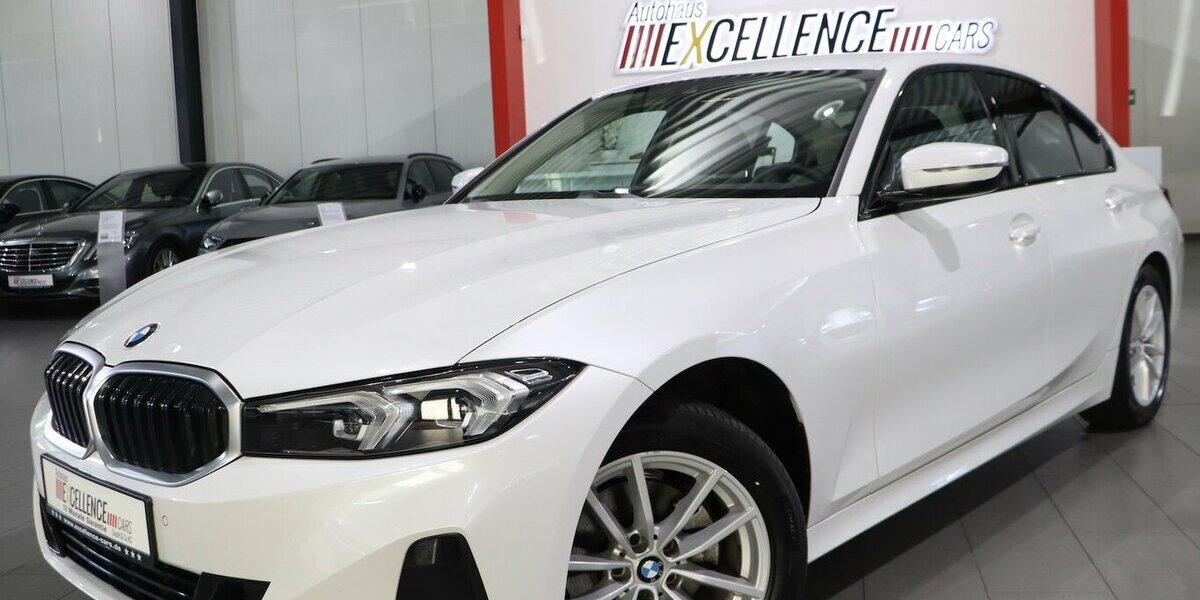 BMW 320d LIMOUSINE xDrive BUSINESS / CURVED / LED 68.000 km 29.333 &euro; Hamm 59077