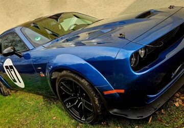 Dodge Challenger 9.500 km 43.000 &euro; Kamen 59174