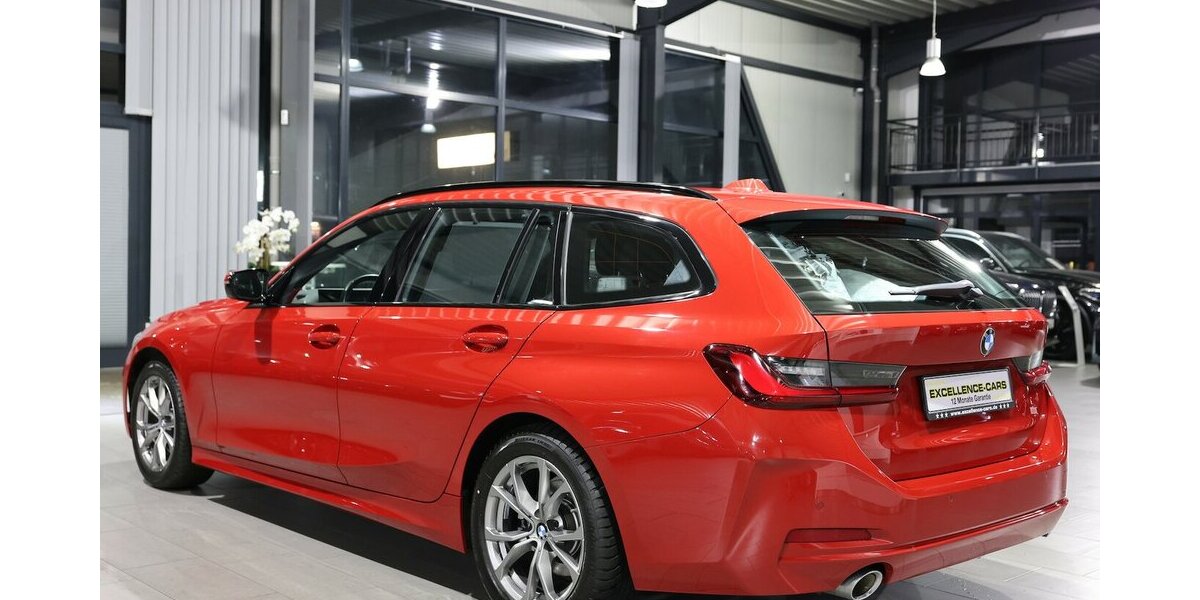 BMW 318d Touring SHADOW SPORT MELBOURNEROT-METALLIC 73.000 km 25.333 &euro; Hamm 59077