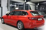 BMW 318d Touring SHADOW SPORT MELBOURNEROT-METALLIC 73.000 km 25.333 &euro; Hamm 59077