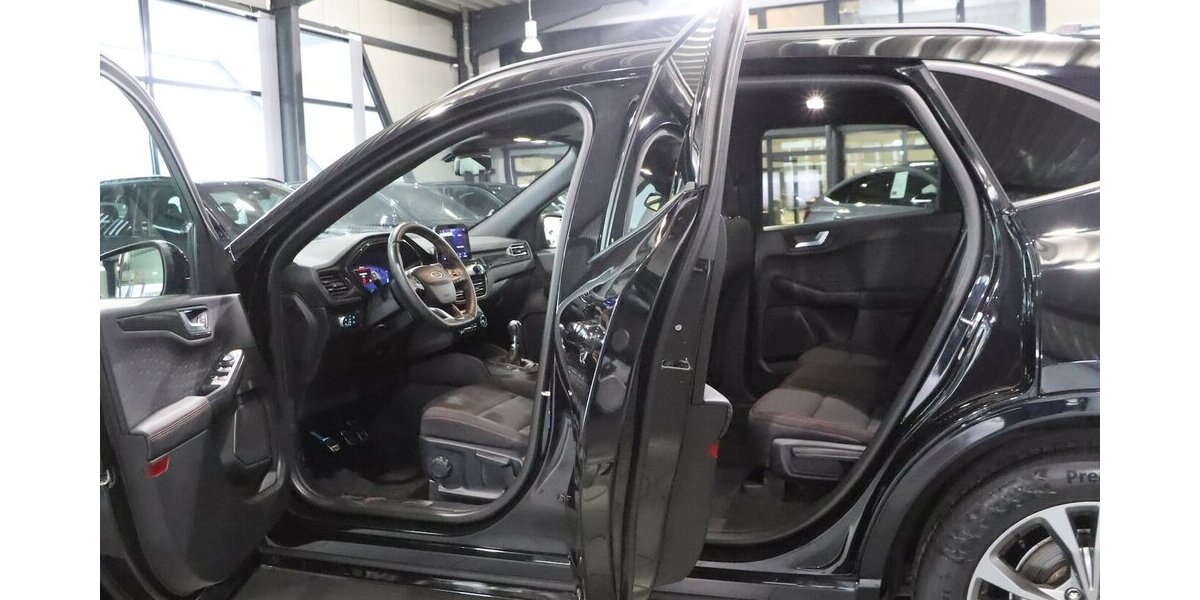 Ford Kuga 2.0 ECOBLUE STYLE ST-LINE SPORT BLACK / LED 125.000 km 16.888 &euro; Hamm 59077
