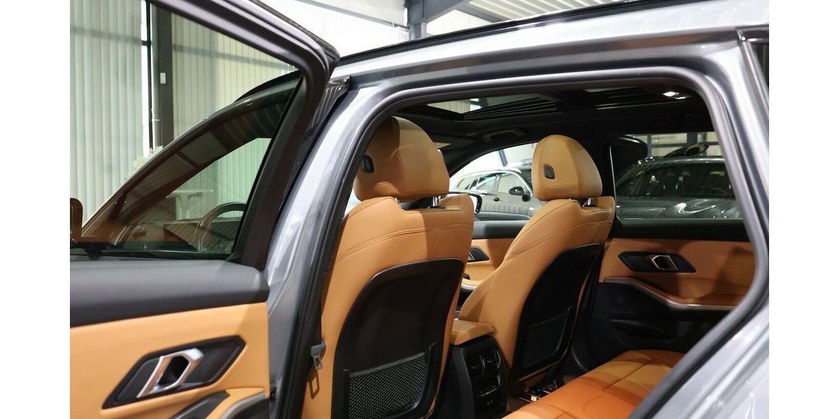 BMW 318d Touring SPORT SHADOW GREY&BROWN / PANORAMA 116.000 km 25.555 &euro; Hamm 59077