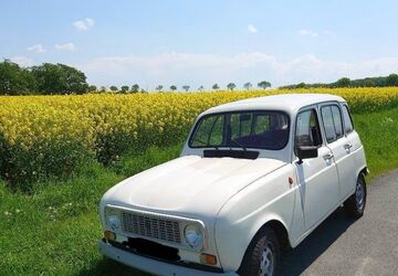 Renault R 4 133.385 km 8.200 &euro; Nordkirchen 59394