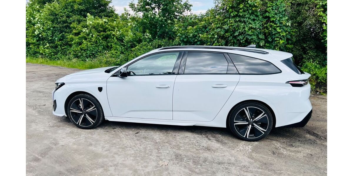 Peugeot 308 32.750 km 22.999 &euro; Selm 59379