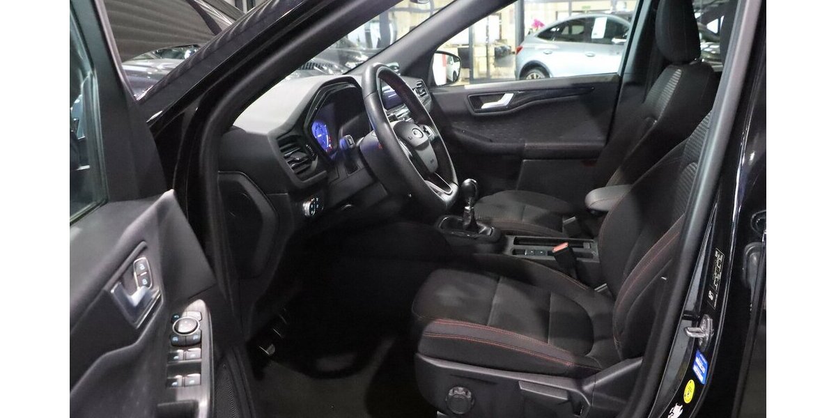 Ford Kuga 2.0 ECOBLUE STYLE ST-LINE SPORT BLACK / LED 125.000 km 16.888 &euro; Hamm 59077