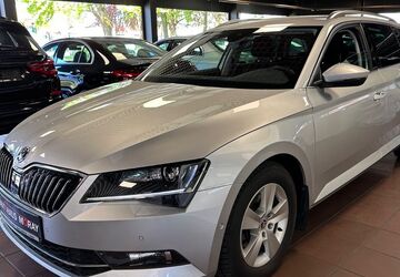 Skoda Superb 99.600 km 16.900 &euro; Werne 59368