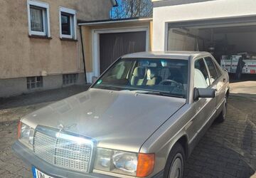 Mercedes-Benz 190 290.000 km 3.500 &euro; Lünen 44532