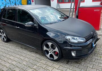 VW Golf 146.927 km 9.999 &euro; Castrop-Rauxel 44577