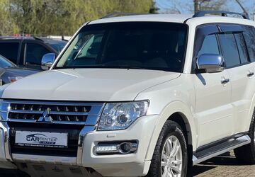 Mitsubishi Pajero 159.000 km 26.900 &euro; Olfen 59399