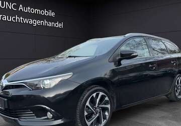 Toyota Auris 184.582 km 8.290 &euro; Ahlen 59227
