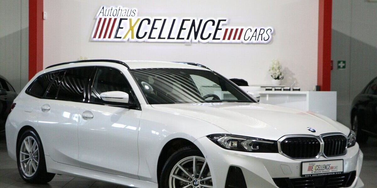 BMW 318d Touring SHADOW LEDER CURVED LED 3-ZONEN 40.000 km 30.444 &euro; Hamm 59077