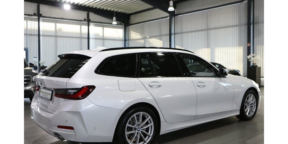 BMW 318d Touring SHADOW LEDER CURVED LED 3-ZONEN 40.000 km 30.444 &euro; Hamm 59077