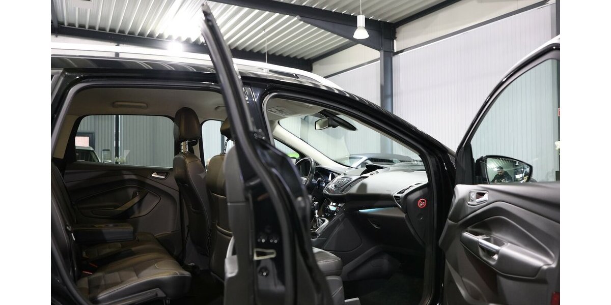 Ford Kuga 2.0 TDCI 4x4 TITANIUM / LEDER / NAVI+ 90.000 km 12.111 &euro; Hamm 59077