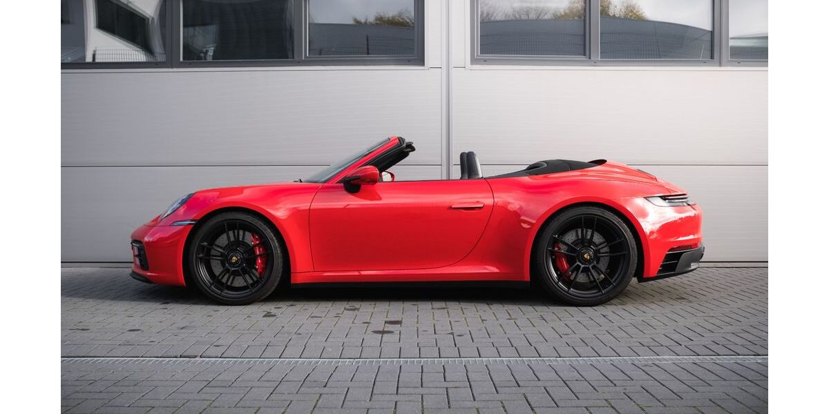 Porsche 992 9.400 km 155.900 &euro; Holzwickede 59439