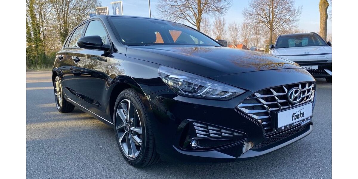 Hyundai i30 60.998 km 19.530 &euro; Ahlen 59229