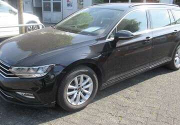 VW Passat Variant Business 2.0 TDI DSG NAVI AHK KAMER 145.900 km 18.788 &euro; Bergkamen 59192
