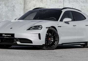 Porsche Taycan 11.007 km 139.850 &euro; Holzwickede 59439