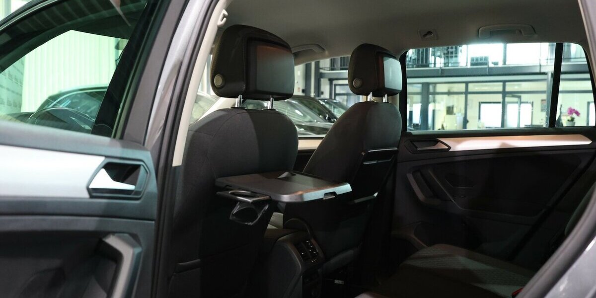 VW Tiguan 2.0 TDI Comfortline / LED, ACC+LANE, NAVI 125.000 km 19.555 &euro; Hamm 59077