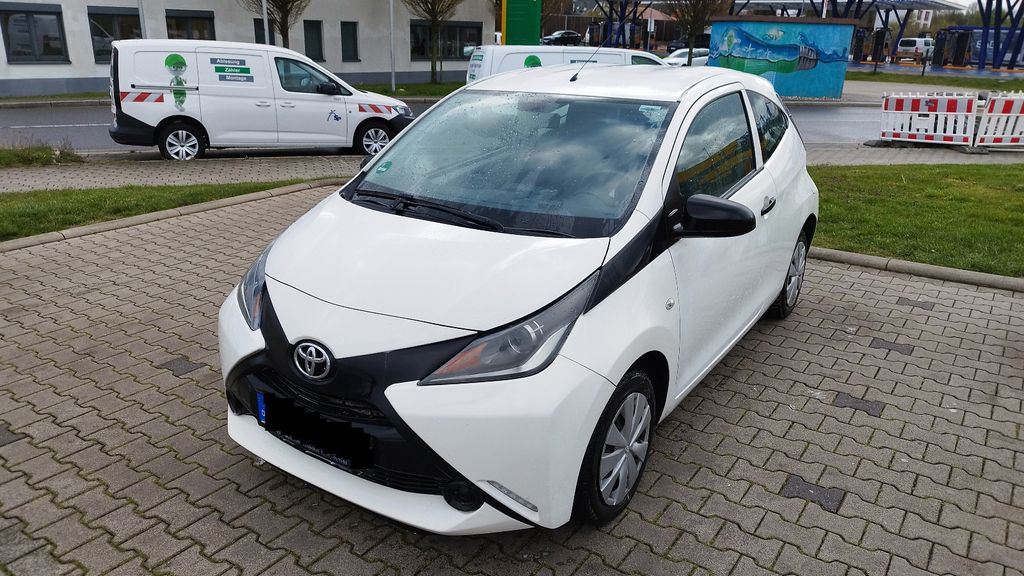 Toyota Aygo (X) 160.000 km 4.000 &euro; Kamen 59174