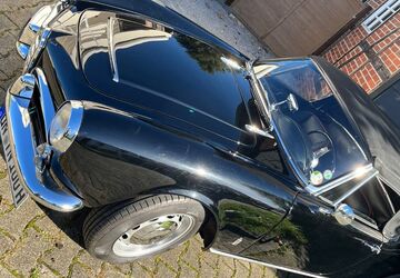 Alfa Romeo Spider 123.456 km 59.900 &euro; Kamen 59174