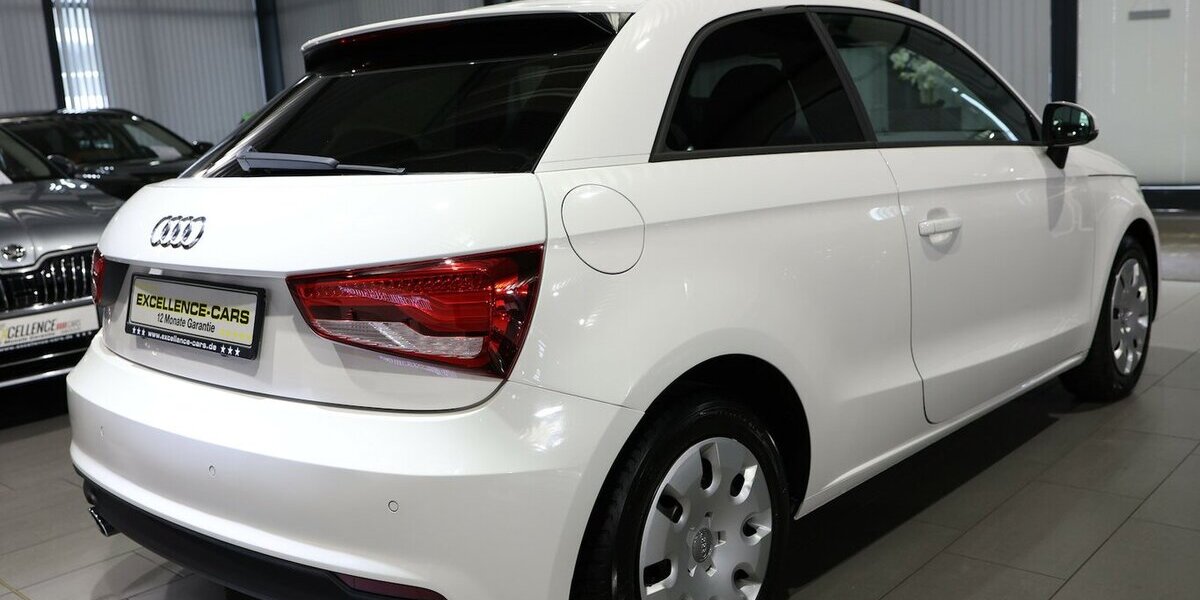Audi A1 1.6 TDI SPORT WHITE / XENON, NAVI-MMI, LEDER 111.000 km 11.881 &euro; Hamm 59077
