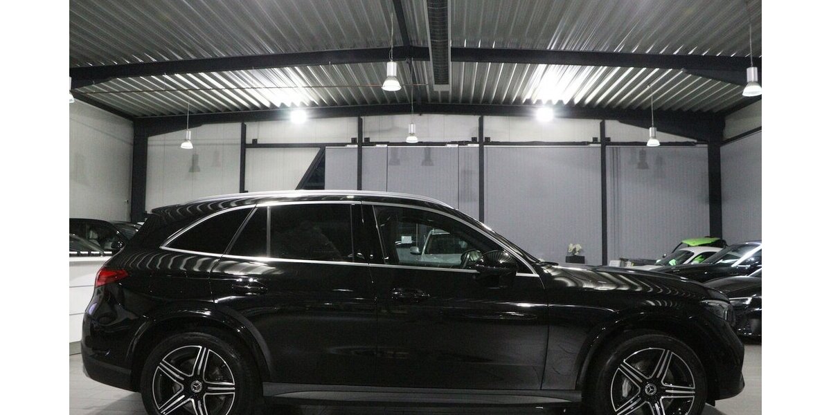 Mercedes-Benz GLC 300 de 4Matic AMG-LINE SPORT PANORAMA, LASER 90.000 km 51.777 &euro; Hamm 59077