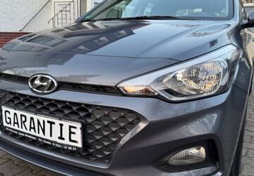 Hyundai i20 74.000 km 9.900 &euro; Dortmund 44265