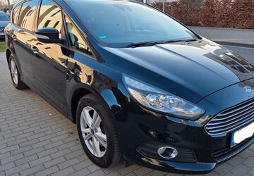 Ford S-Max 121.415 km 12.990 &euro; Dortmund 44263