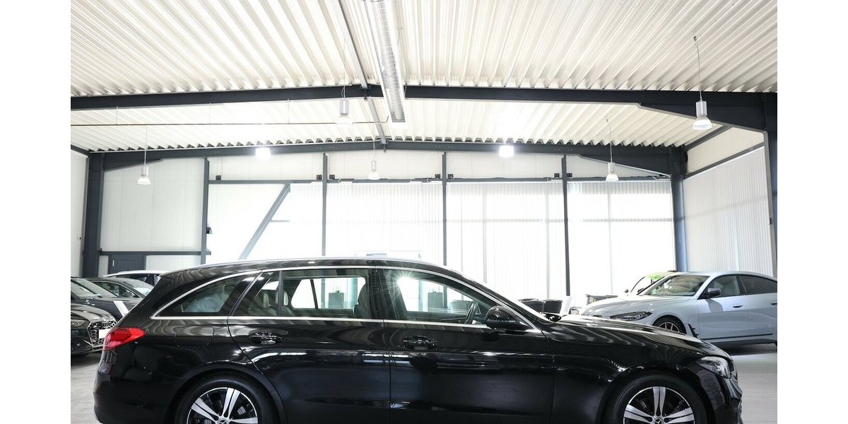 Mercedes-Benz C 220 d T AVANTGARDE ADVANCED / LASER, DISTRONIC 82.000 km 30.444 &euro; Hamm 59077