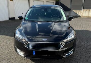 Ford Focus 68.000 km 8.700 &euro; Oer-Erkenschwick 45739