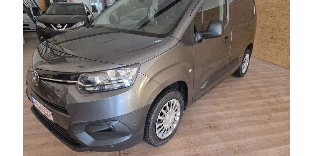 Toyota Proace City 130.000 km 14.500 &euro; Ahlen 59227