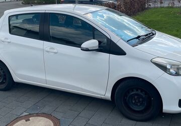 Toyota Yaris 130.000 km 4.900 &euro; Schwerte 58239