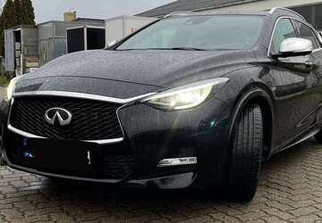 INFINITI Q30 74.000 km 12.400 &euro; Nordkirchen 59394