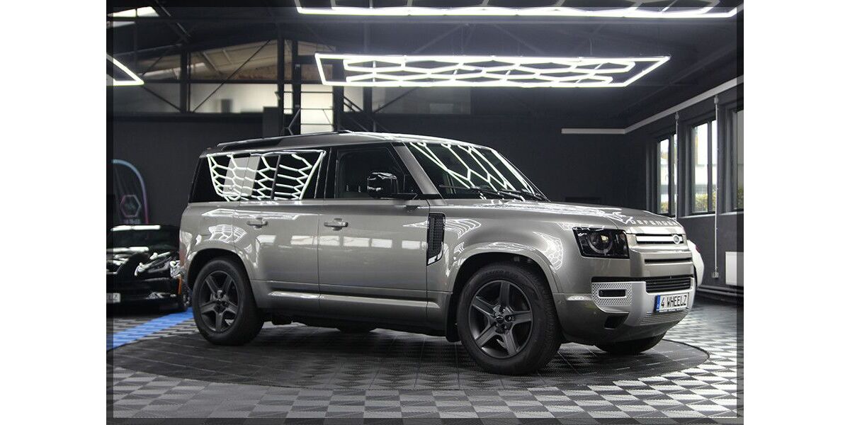 Land Rover Defender 45.000 km 60.999 &euro; Hemer 58675