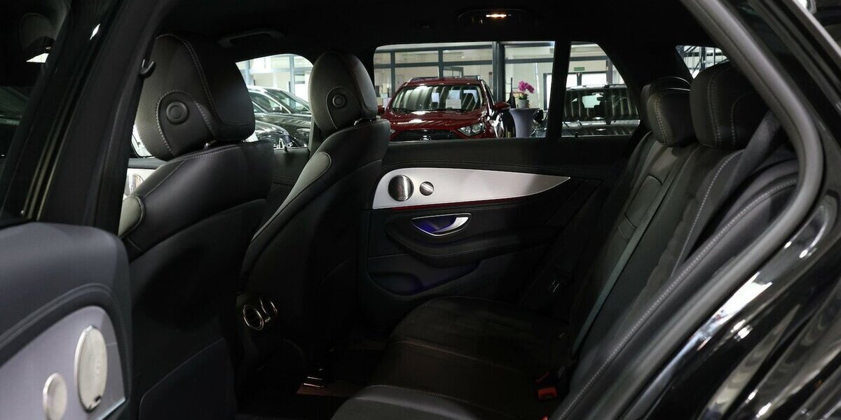 Mercedes-Benz E 200 d T BUSINESS AMG-LINE-SPORT WIDESCREEN,LED 38.000 km 40.991 &euro; Hamm 59077