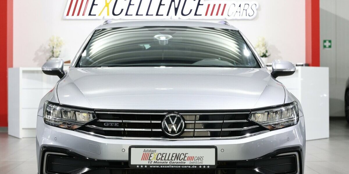VW Passat Variant GTE DSG IQ BUSINESS R-LINE SPORT 86.000 km 23.991 &euro; Hamm 59077