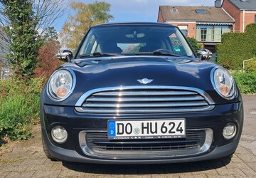 Mini Cooper 141.000 km 2.700 &euro; Dortmund 44135