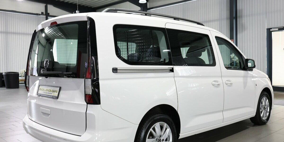 VW Caddy Maxi KOMBI 2.0 TDI 4M LIFE IQ ALLRAD OPTIK 95.000 km 28.777 &euro; Hamm 59077