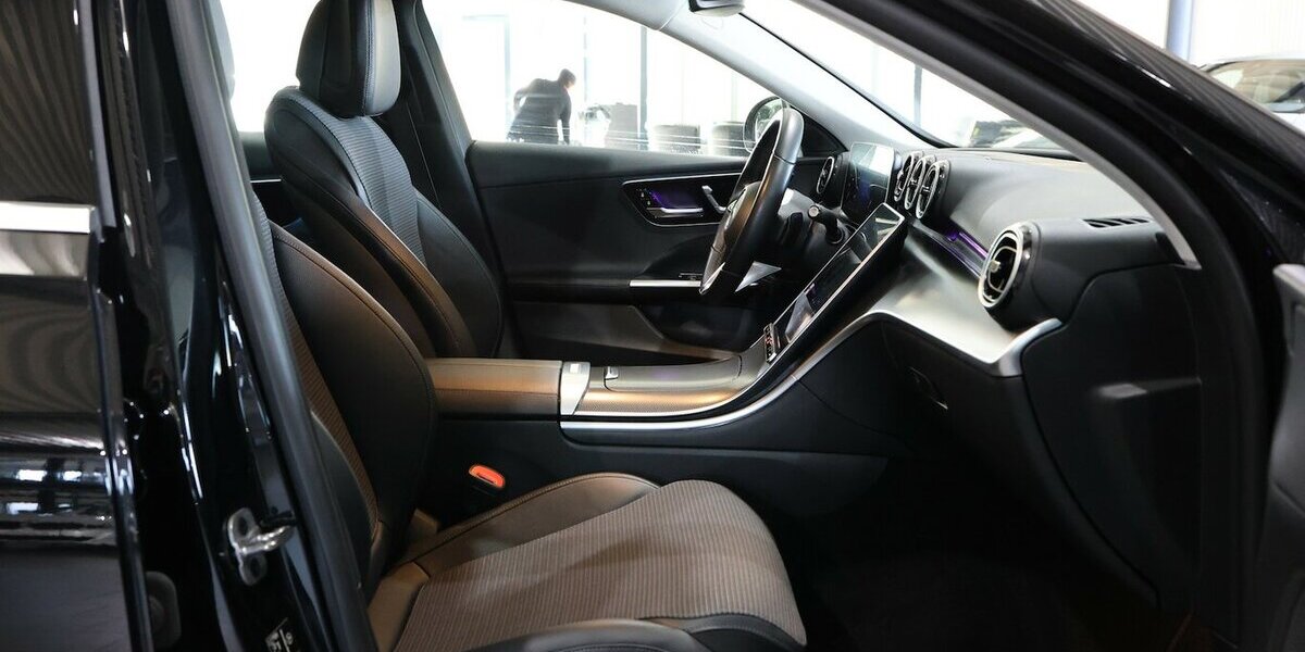 Mercedes-Benz C 220 d T AVANTGARDE ADVANCED / LASER, DISTRONIC 82.000 km 30.444 &euro; Hamm 59077