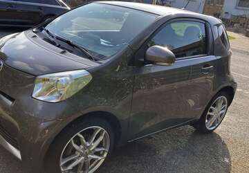 Toyota iQ 57.000 km 6.500 &euro; Kamen 59174