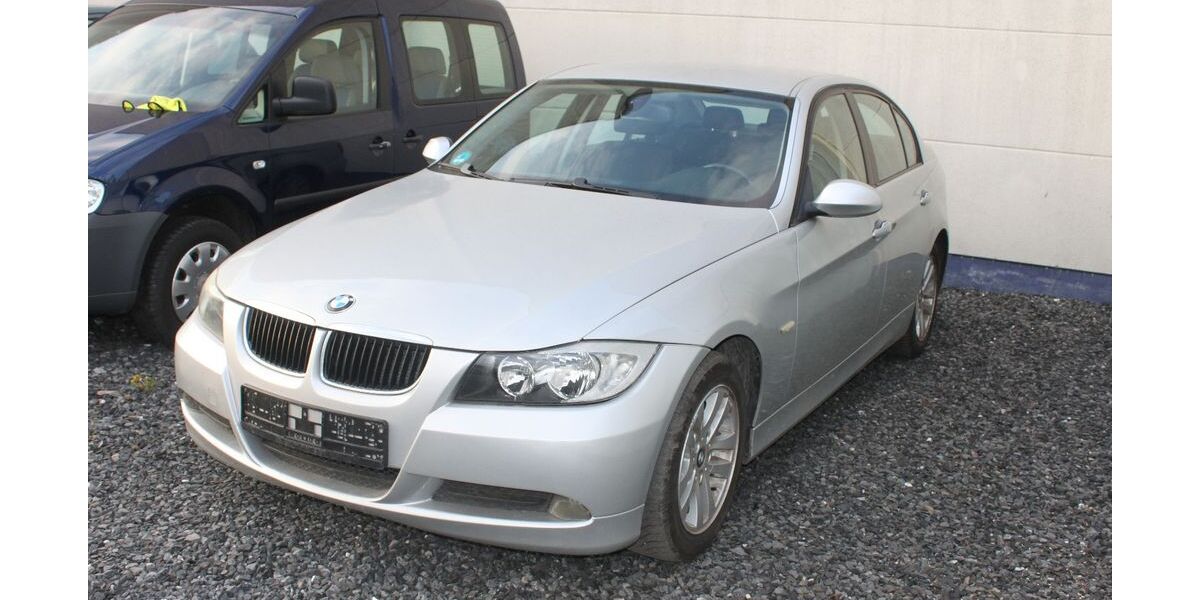 BMW 318 158.000 km 4.300 &euro; Hamm 59067