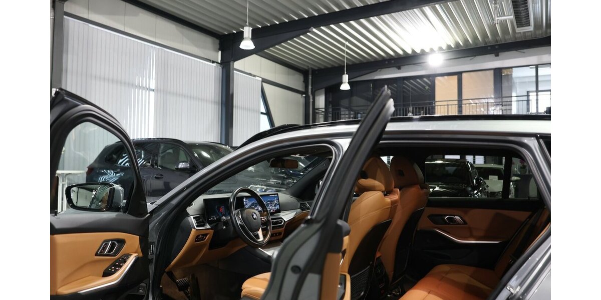 BMW 318d A Touring BUSINESS FACE-LIFT GREY & BROWN 109.000 km 25.833 &euro; Hamm 59077