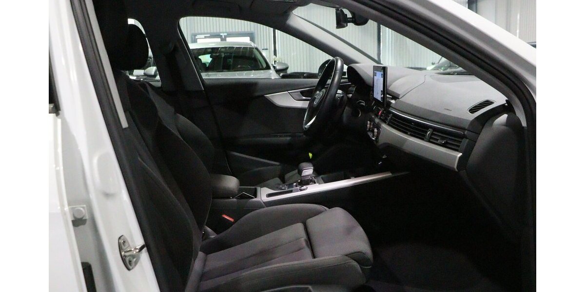 Audi A4 LIMOUSINE 40 TDI S-LINE / MATRIX-LED / 109.000 km 27.111 &euro; Hamm 59077