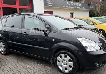 Toyota Corolla Verso 159.000 km 5.700 &euro; Hamm 59065