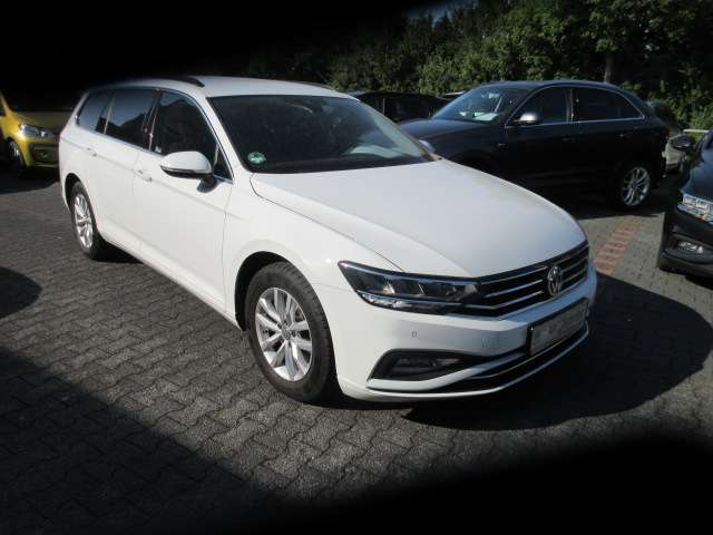 VW Passat Variant Business 2.0 TDI DSG NAVI AHK LED A 69.500 km 21.988 &euro; Bergkamen 59192